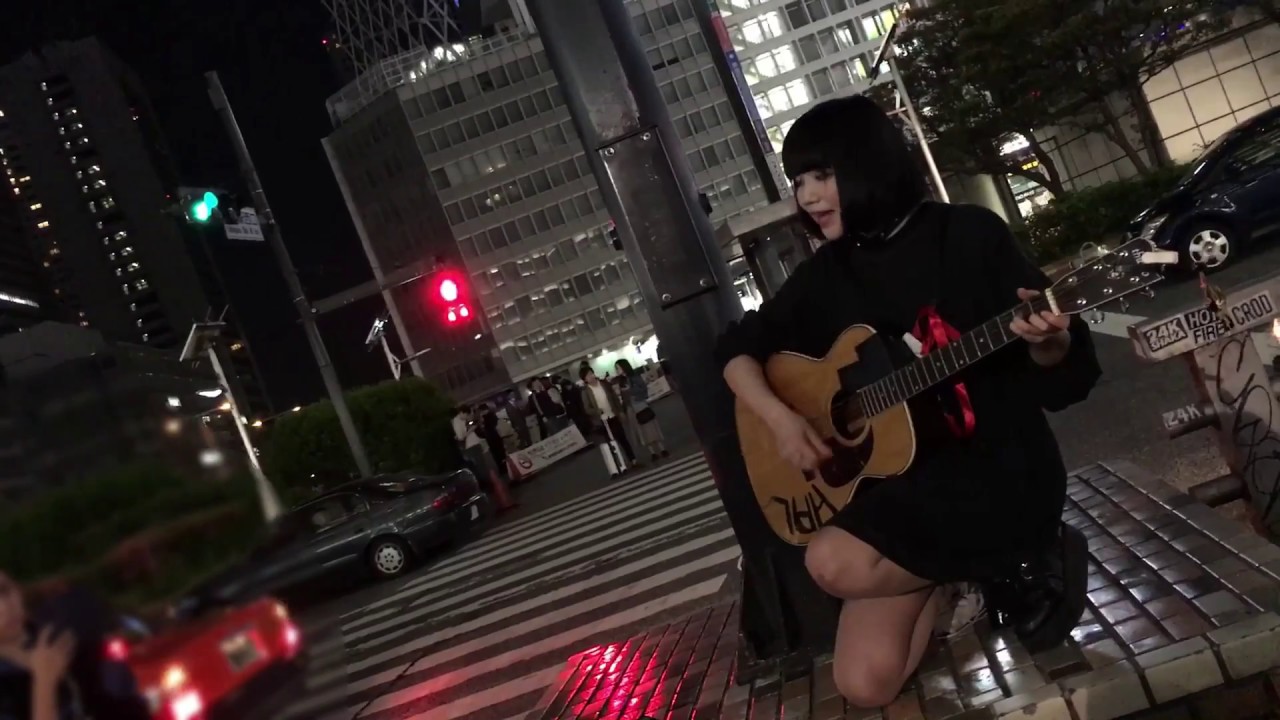 HAL（The Mash）新宿駅弾き語り路上ライブ