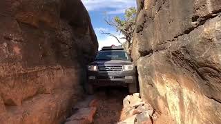 2008 Toyota Landcruiser barely squeezing thru elephant hill Moab Utah (200 series land cruiser)