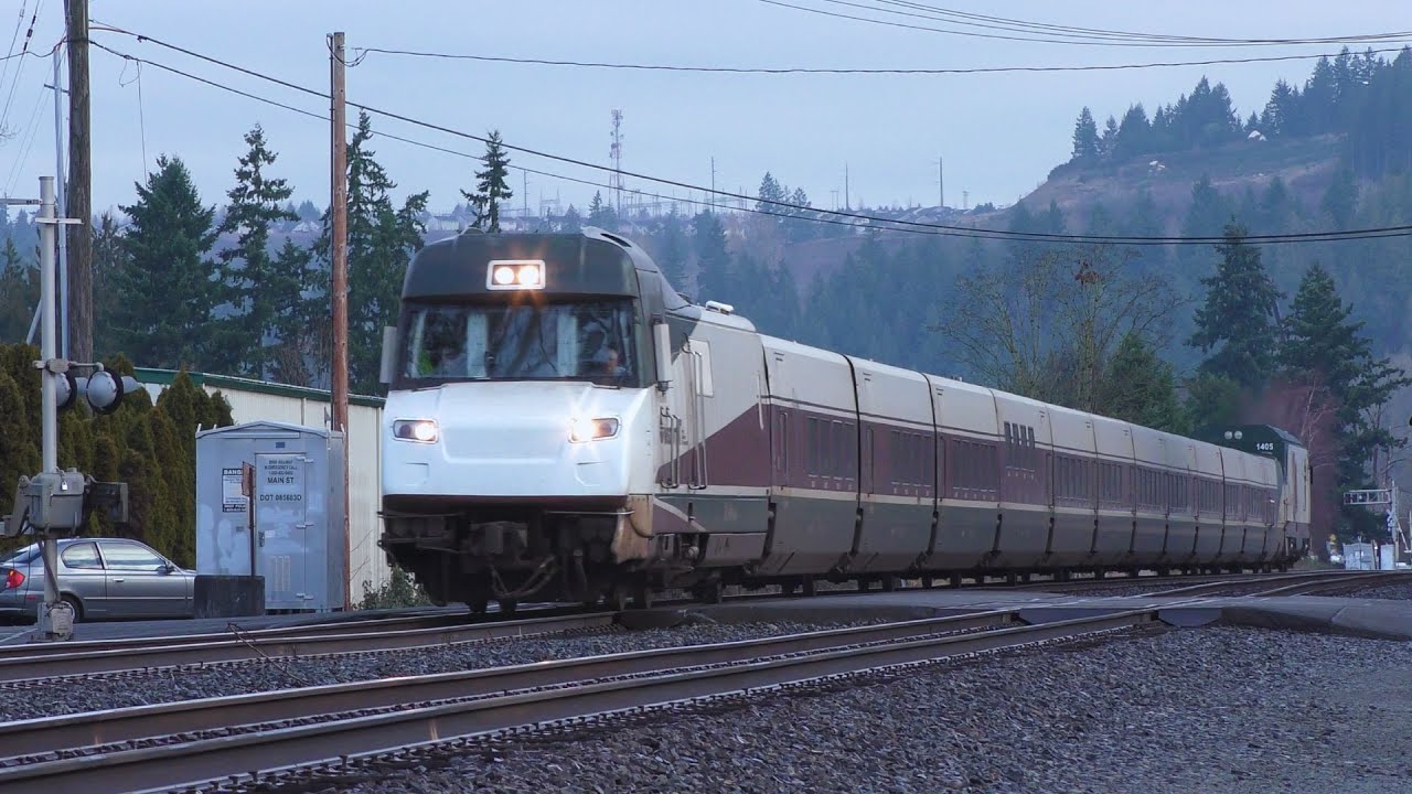Fast Amtrak Cascades Talgo 8 & BNSF Vehicle Train!