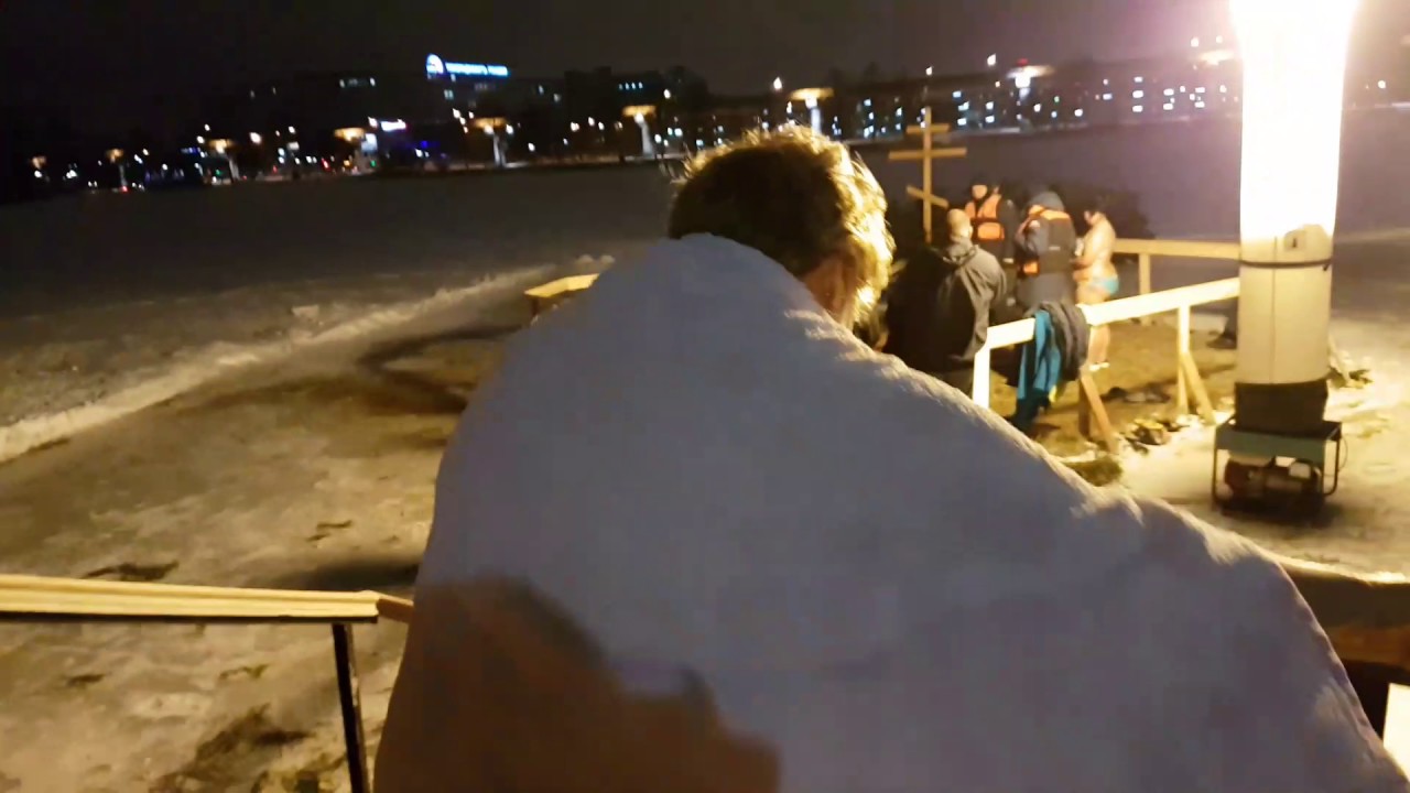 19.01.17 Москва, Крещение, Останкинский пруд