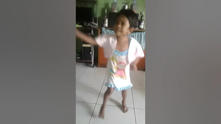 Angelyn the running kid