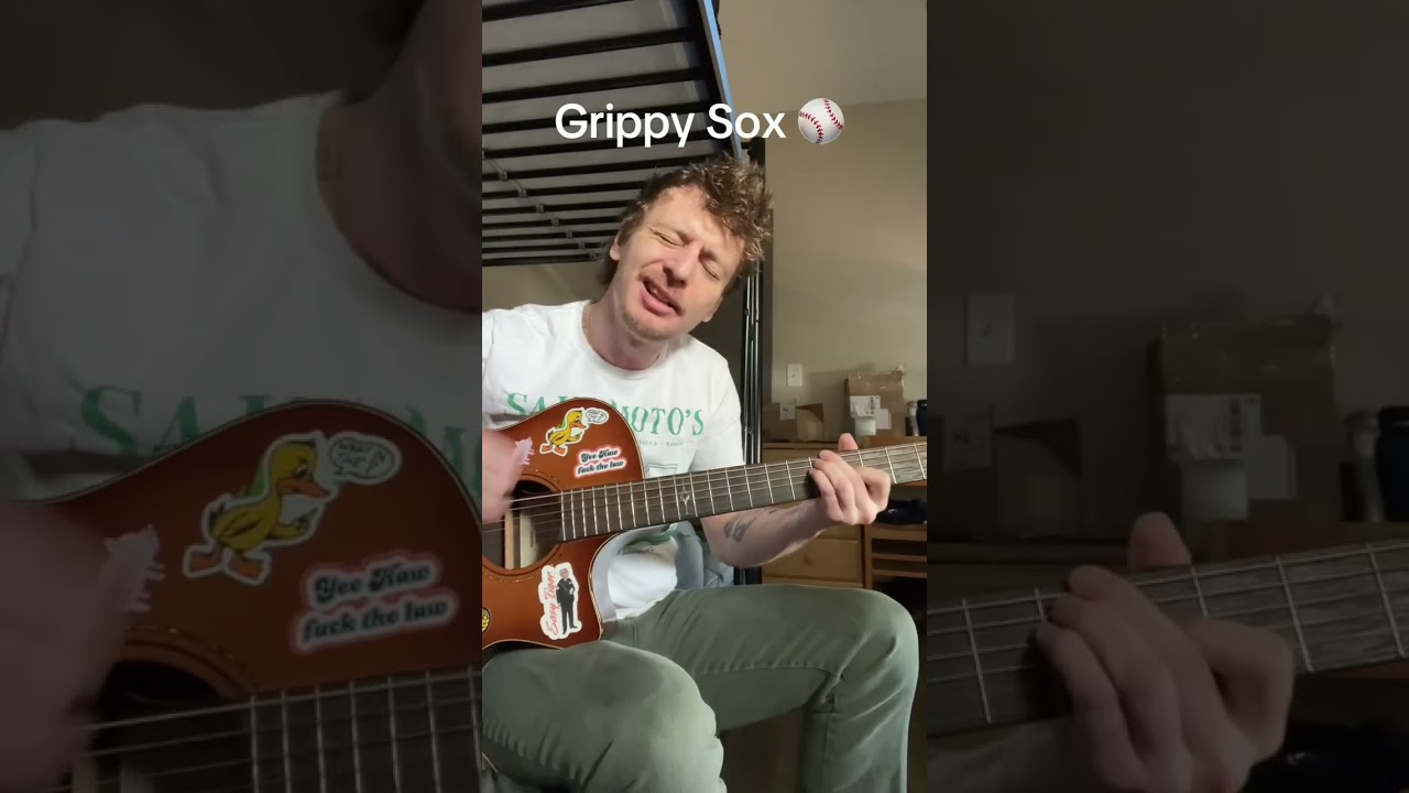 Grippy Sox ⚾️ - King Lazy Eye 