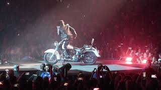 Queen + Adam Lambert (Tampa, FL) 08.18.19 - 