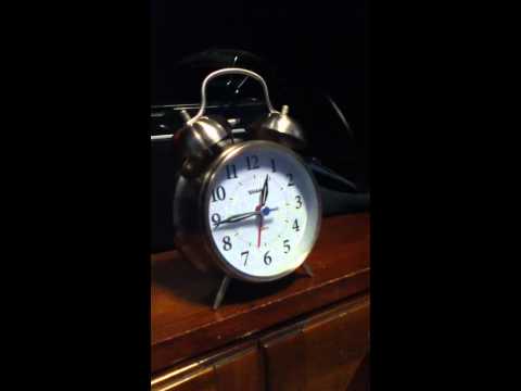 Falling clock