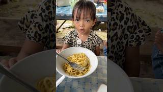 hifa mukbang mie ayam gak pake sayur ⁉️