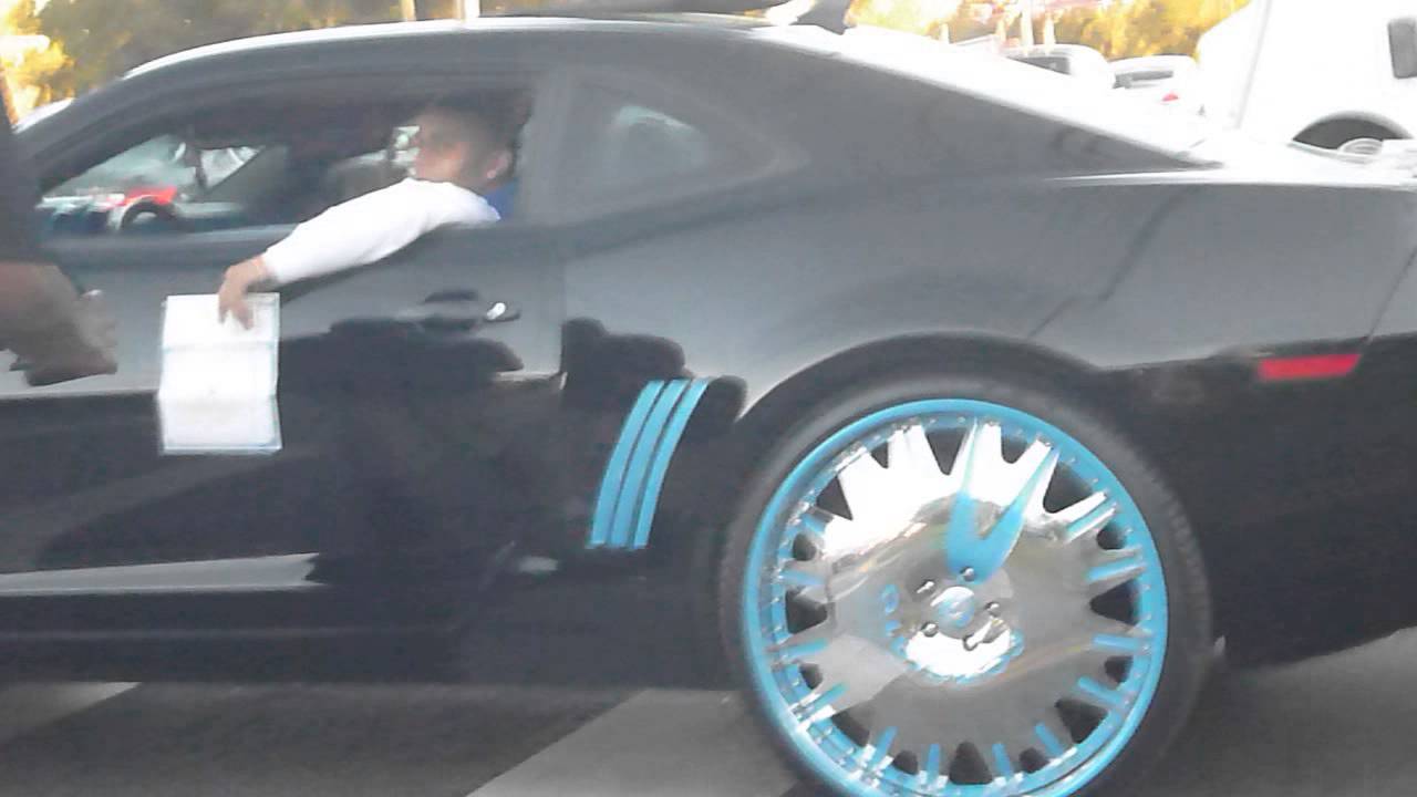 Camaro SS on 26" Forgiato Enzo