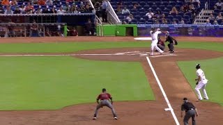 ARI@MIA: Ozuna singles in Stanton in the 2nd