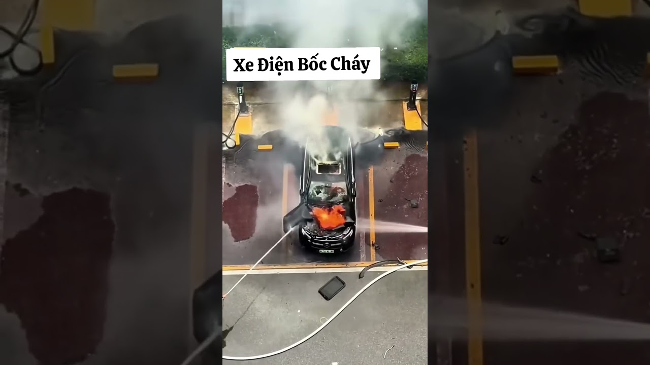 Ai rồi cũng cháy thôi! | AutoVN 