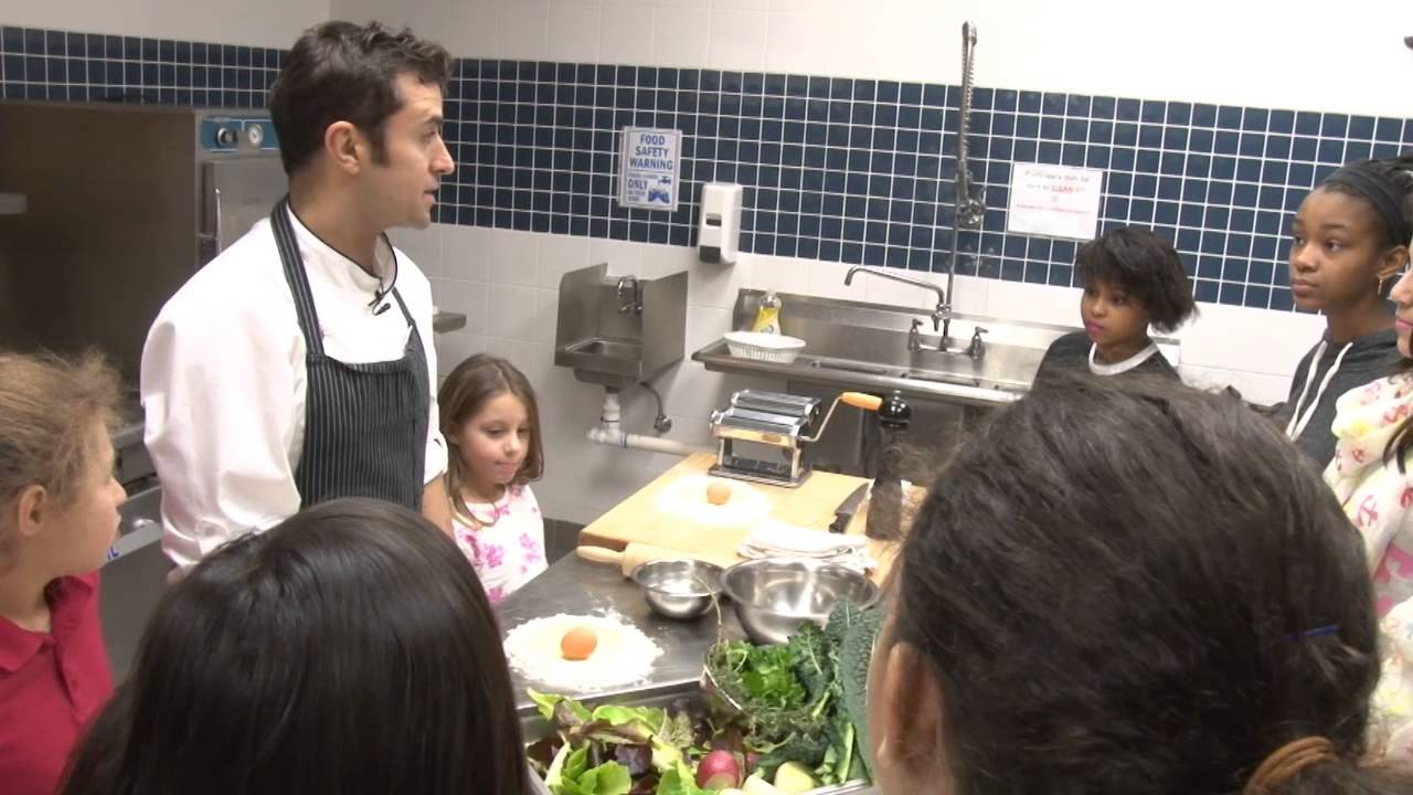 Chef Scott Commings Garden & Cooking Fun!