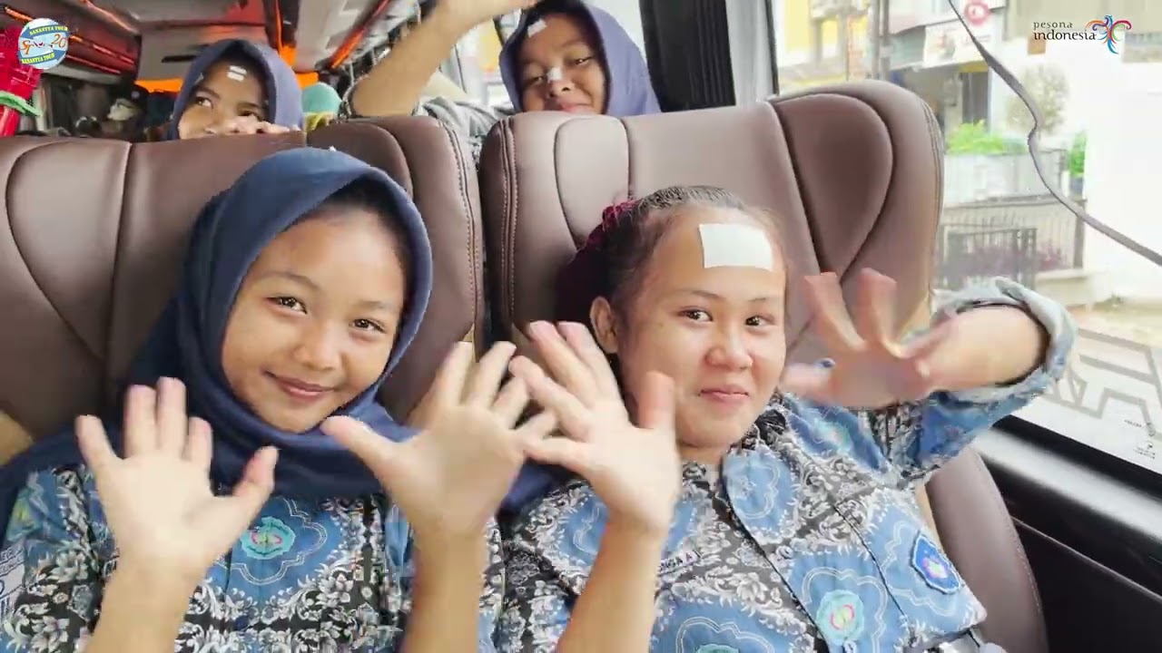 OUTING CLASS SMPN 1 KEDUNGJATI GOES TO JAKARTA BANDUNG