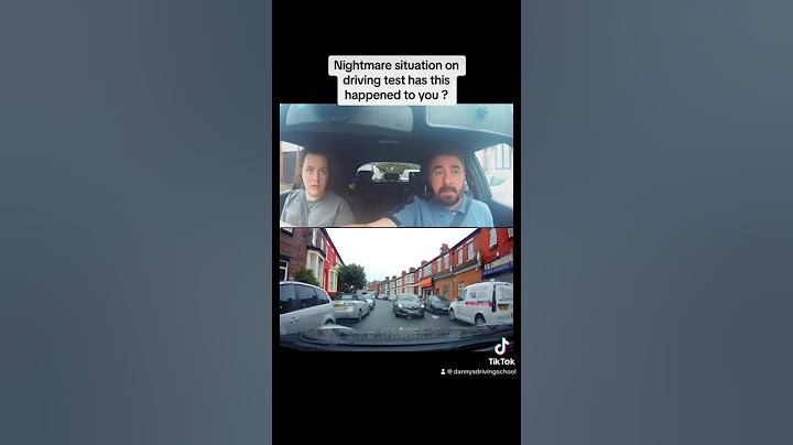 Awkward encounter #driving #drivinglessons #drivingschool #awkward