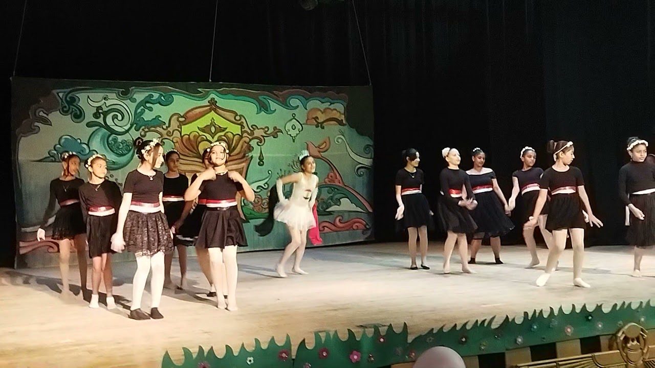 احتفالات أعياد الطفولة-قصر ثقافة الأقصر-إخراج أ/نيفين بطرس-مدرسة الراهبات الفرنسيسكانيات الخاصة