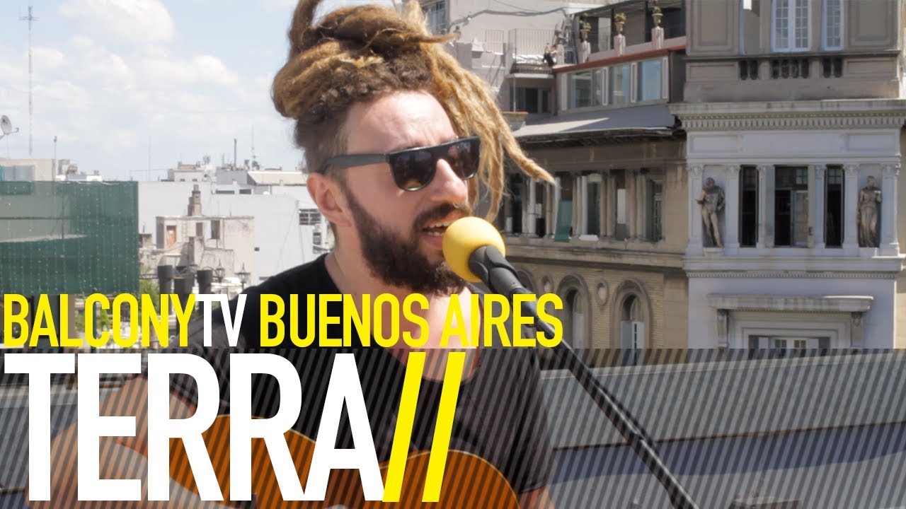 TERRA - WALKING ON SAND (BalconyTV)