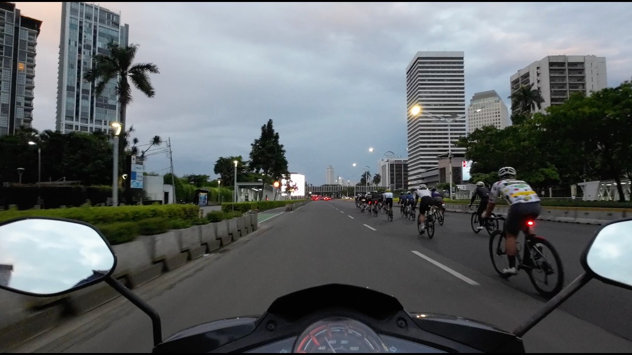 Jakarta Morning Motorbike Ride – Indonesia Capital City | POV Street Tour