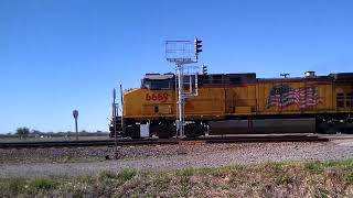 UP 6669 leading empty coal train in Gibbon 
