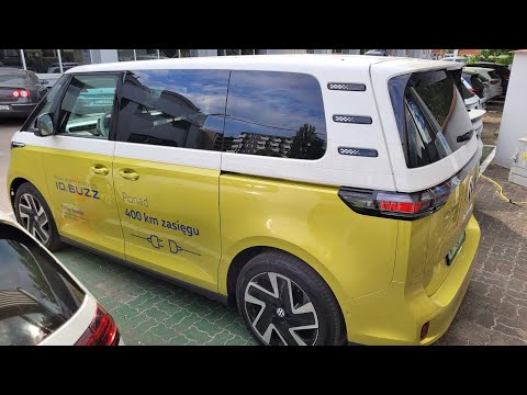 VW ID Buzz RWD 82kWh Test Drive in Warsaw