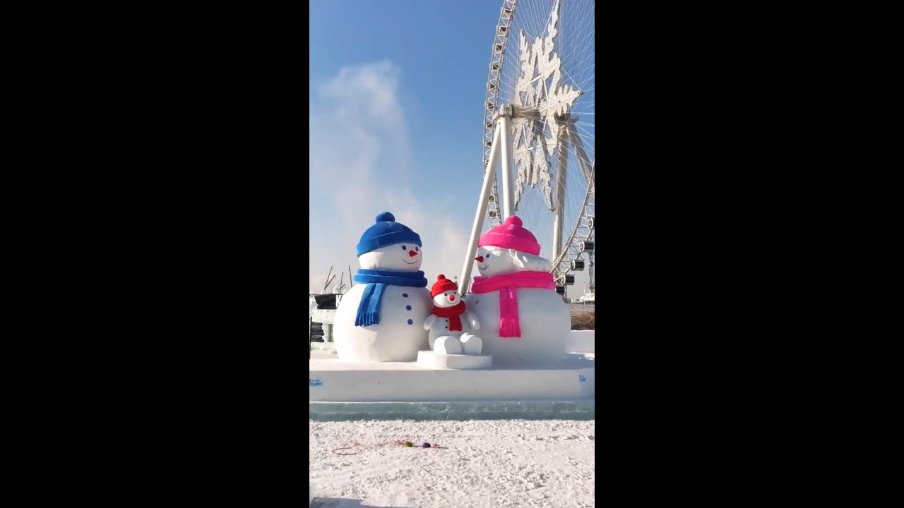 World's largest ice-and-snow theme park ignites Chinese winter tourism