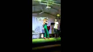 Nyawer Biduan Dapat Bonus Pegang Pegang