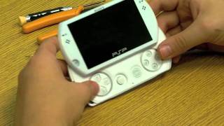 Sony PSP GO Broken LCD