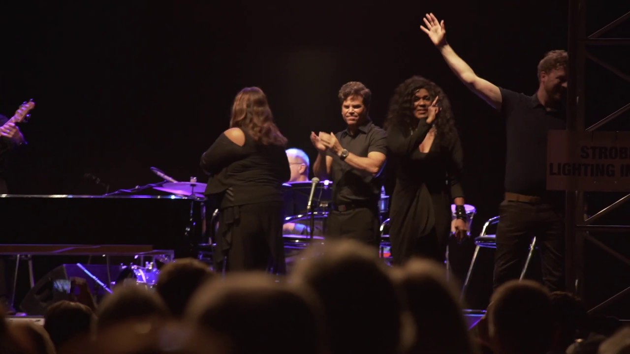 arts of problem solving GIAF19 - Burt Bacharach and Paddy Hanna sing Raindrops Keep Falling on My Head