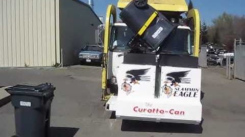 KANN CoCollector with Curotto Automated Two Compartment Carry Can.mp4