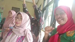 Sangjuaramars Singaparnads Cintaraja.ciptaan Hj.dais Nuronia,M.si Milangkala Tamalayake 393.