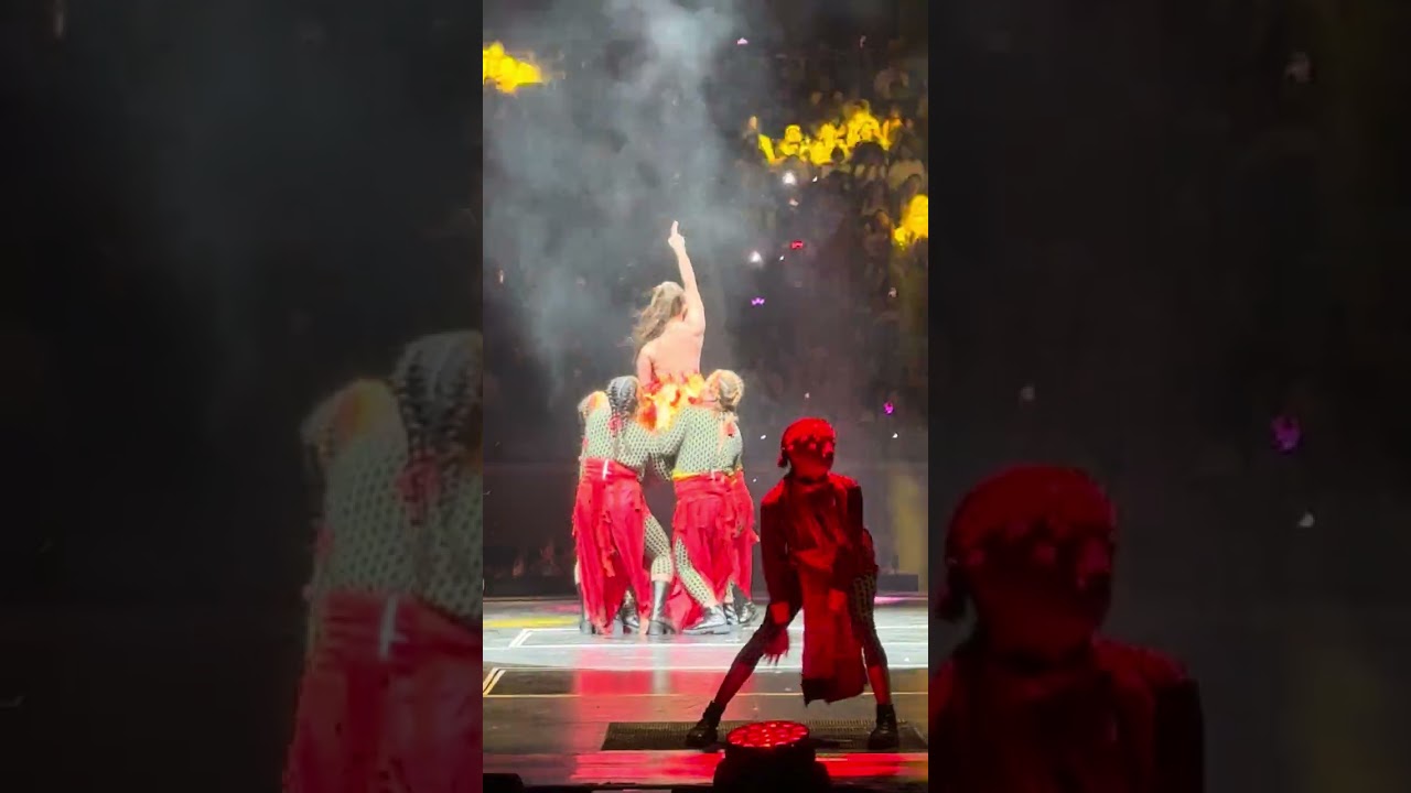 #sexbomb #bini #biniph #gloc9 #reginevelasquez #reginevelasquezalcasid #moaarena #rawnd3