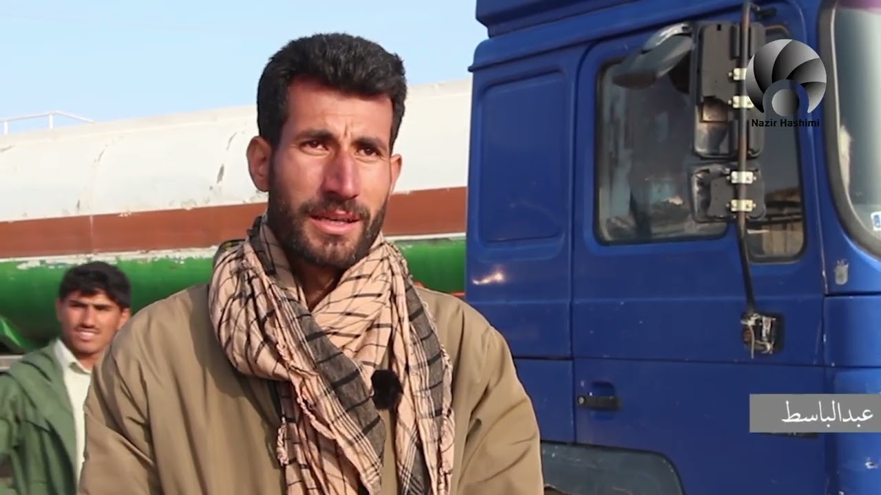 رفت و آمد موتر های ترانزیت در بندر اسلام قلعه به صورت عادی جریان دارد و هیچ توقف داده نشده است!