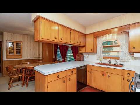 213 SE 10th St, Ankeny, IA home video tour