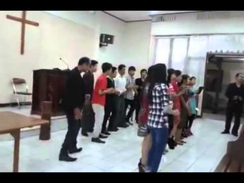 Syukur dan Mazmur | Alfa Omega