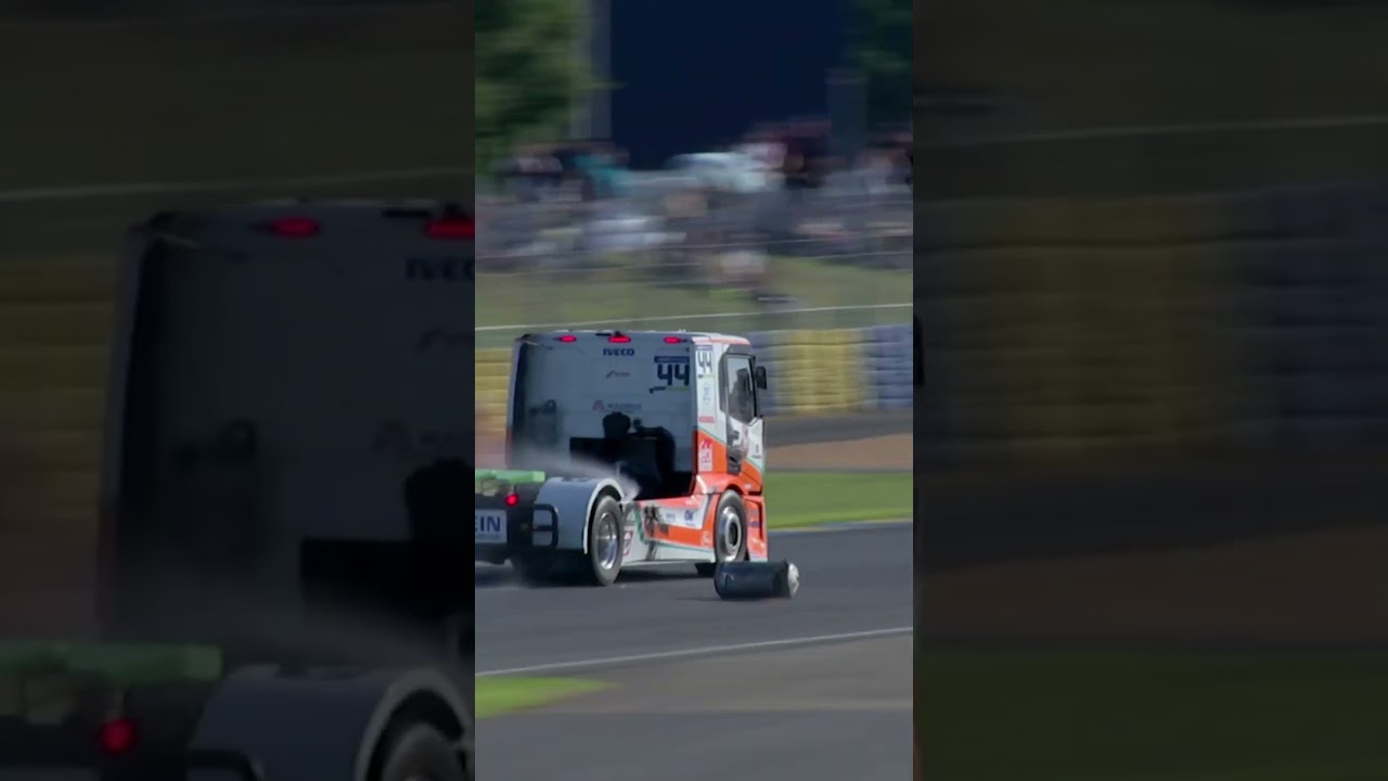 Steffi Halm's broken water tank pulls off the most unexpected magic trick on the track 🪄✨😅