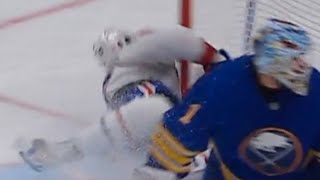 Josh Anderson passe près de se blesser!😨😳