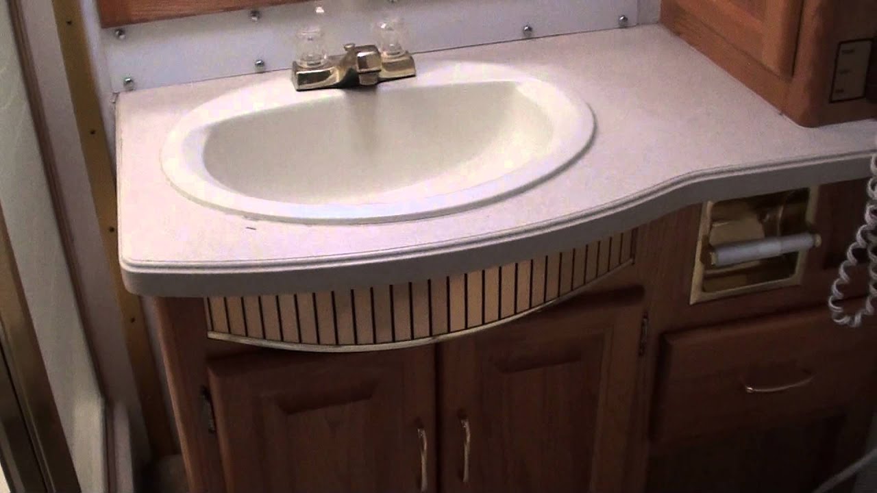 1998 National Tradewinds 36ft 300HP CAT, 6 Speed Allison Transmission.