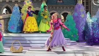 Disneyland Paris  The Royal Sparkling Princess Waltz 16th November 2019  1st showing