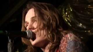 Tyler Bryant And The Shakedown-Dont Come Cheap