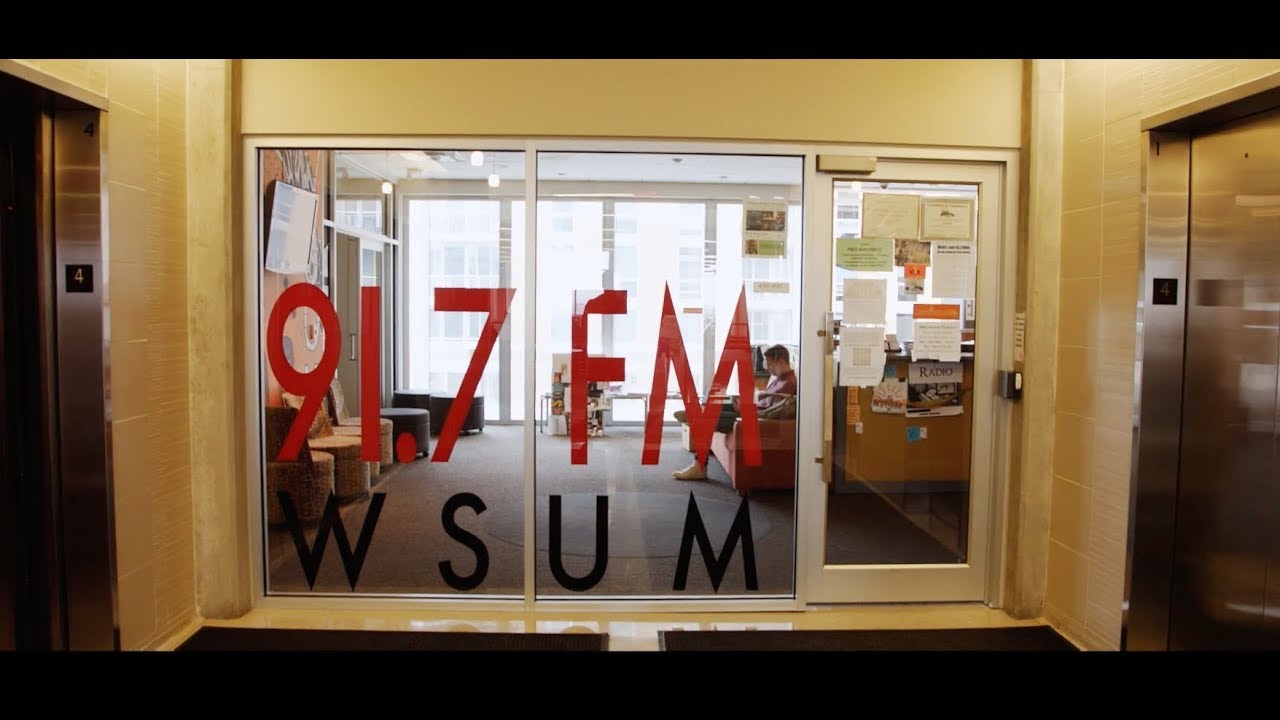 WSUM 91.7 FM | Station Tour