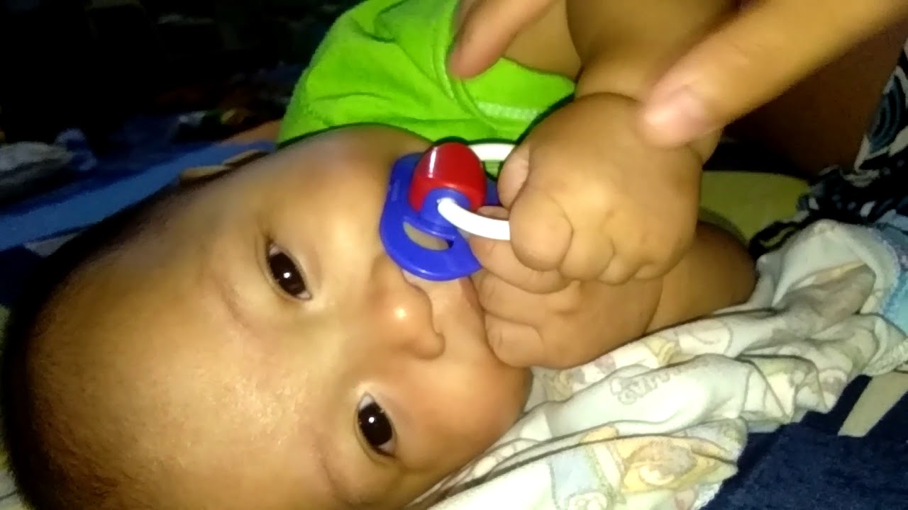Pacifier yan anak hindi teether 😂 (jiero mar) YouTube