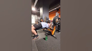 Week 5 : 2CT bench 5x80kg RPE 6 backoff set 3/3