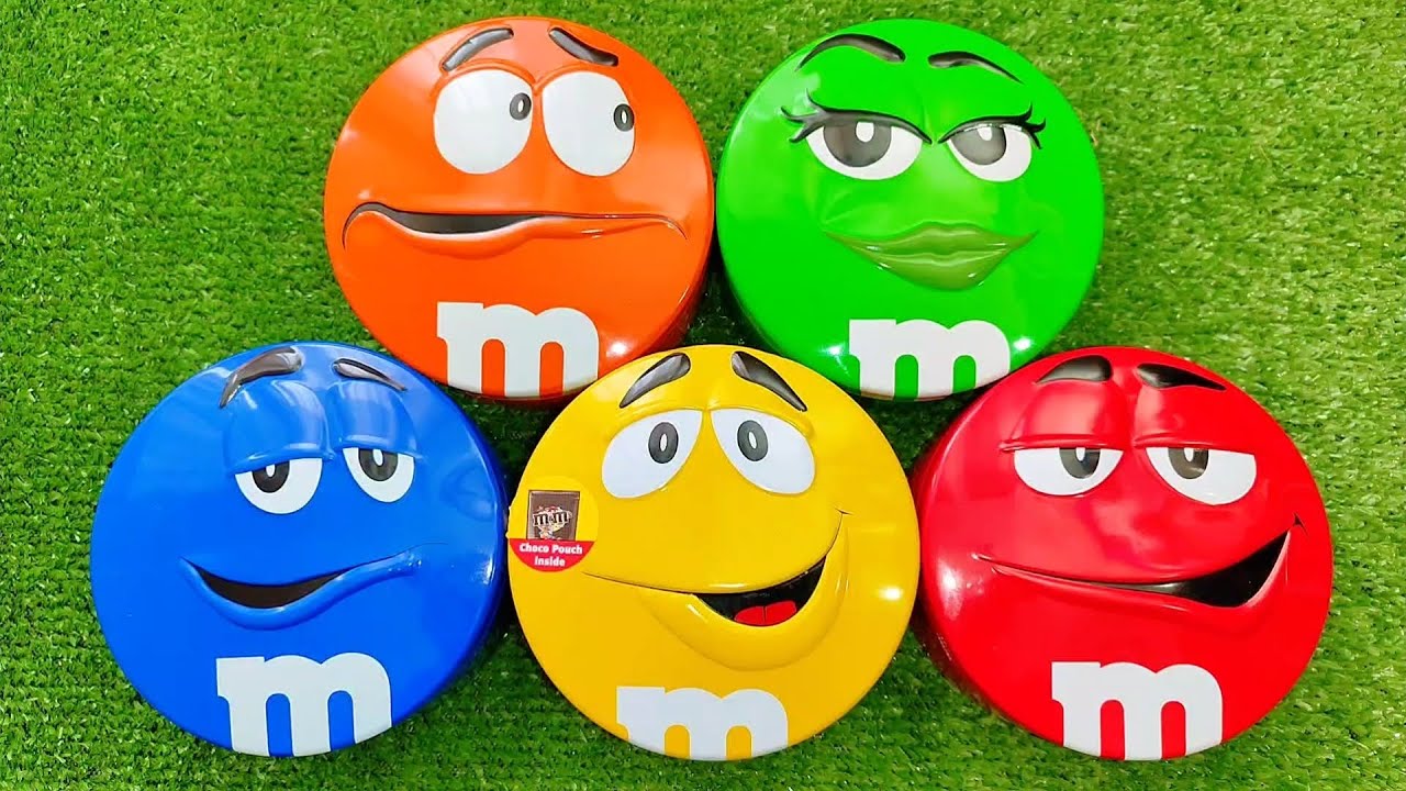 2 Minutes of Sweet ASMR Bliss | M&M’s Candy & Makeup Sounds