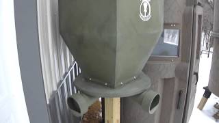 Banks Outdoor Deer Feeder 275# Feedbank