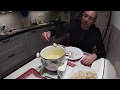 Come preparare la fonduta di formaggio (Fondue Savoyarde e simili)