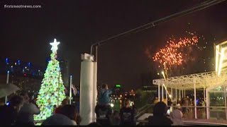 Jacksonville Christmas tree-lighting happens at Hemming Park as Landing waits to be demolished