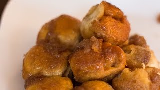 BANANA CINNAMON MONKEY BREAD || CAST IRON MONKEY BREAD