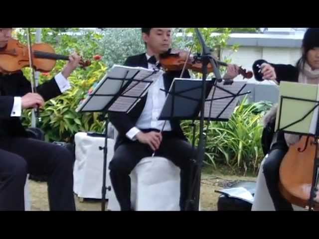 Sleduj String Trio Live Performance in Repulse Bay na YouTube Sleduj String Trio Live Performance in Repulse Bay na YouTube
