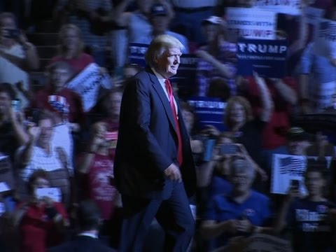 Trump Calls Sen. Warren 'Pocahontas'