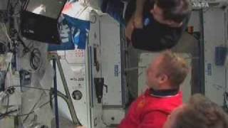 ISS Crew watch STS-126 launch