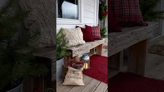 15 Cozy Rustic Christmas Porch Ideas For Country Charm