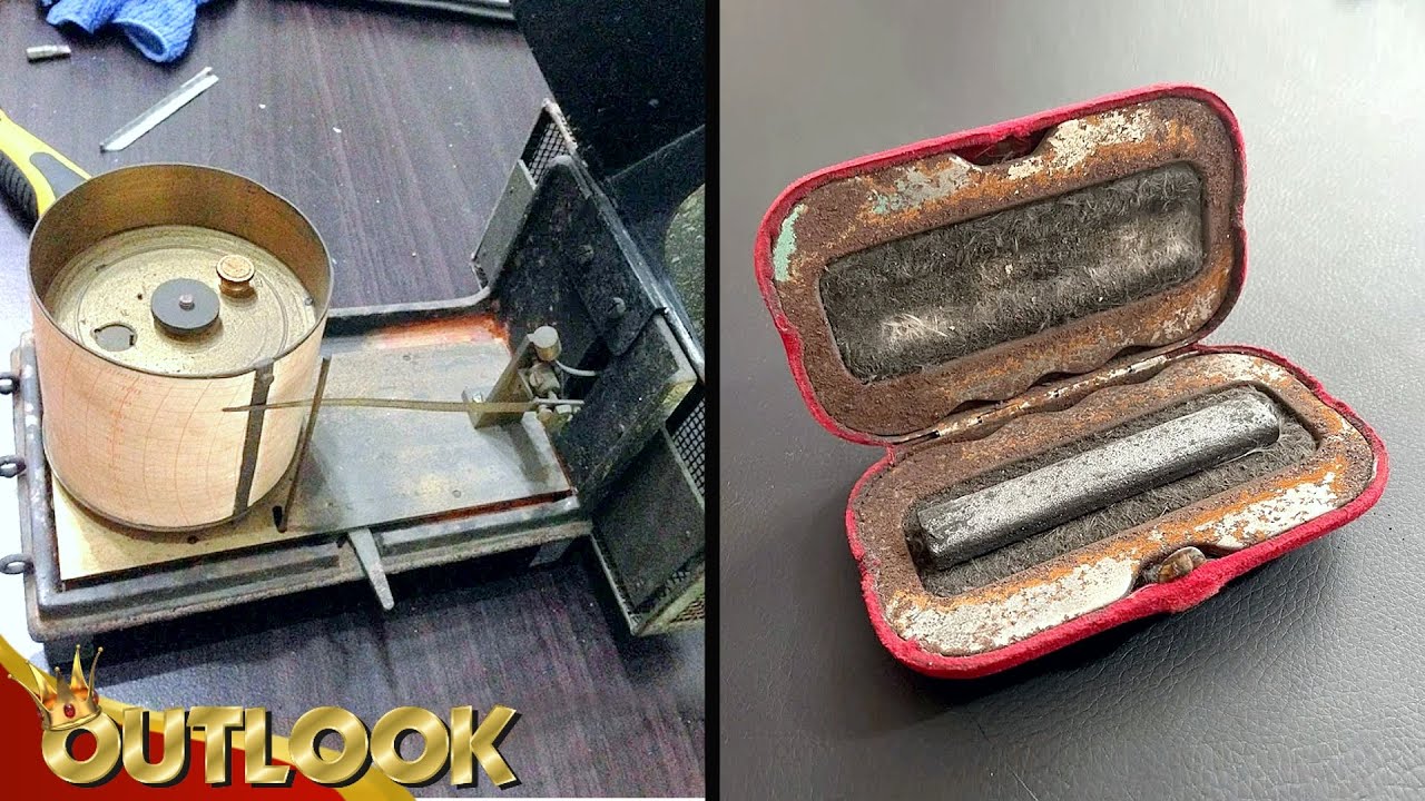 What Is This STRANGE Apparatus With Cylinder And Stylus And This Clamshell Case With A Metal Block?