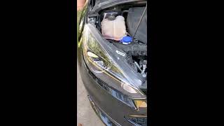Adjusting the headlight on a Focus