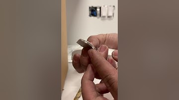 How to replace the battery of a wireless door sensor PG9945